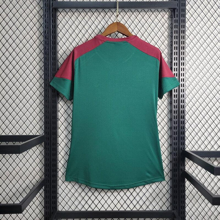 Camisa de Treino Fluminense 23/24- Umbro Feminino - Verde Vermelho - Paixão no Manto