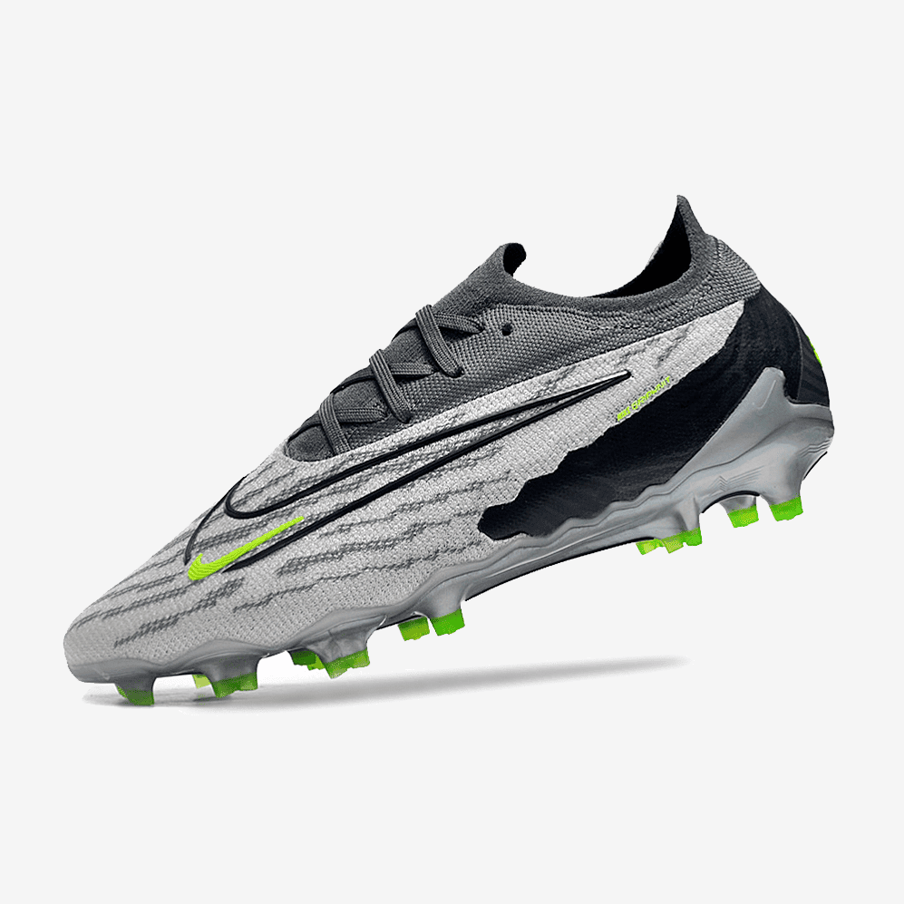 Chuteira Nike Phantom GX Elite Campo