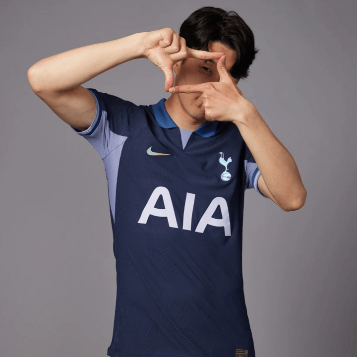 Camisa Holográfica Tottenham Spurs Away 23/24 - Torcedor Nike Masculino - Azul Marinho Holográfico - Paixão no Manto