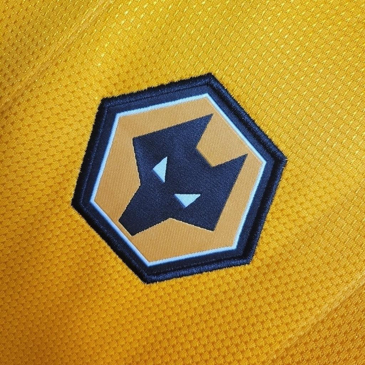 Camisa Wolves Home 23/24 - Torcedor Castore Masculina - Laranja - Paixão no Manto