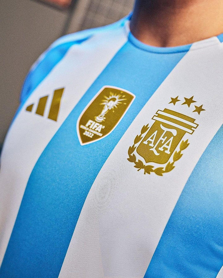 Camisa Seleção Argentina Home 2024/25 + Patch Campeão - Branca e Azul - Paixão no Manto