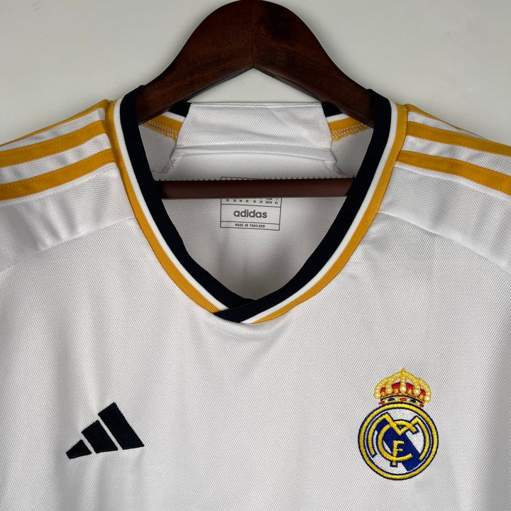 Camisa Real Madrid Manga Longa Home 23/24 - Torcedor Adidas Masculino - Branco - Paixão no Manto