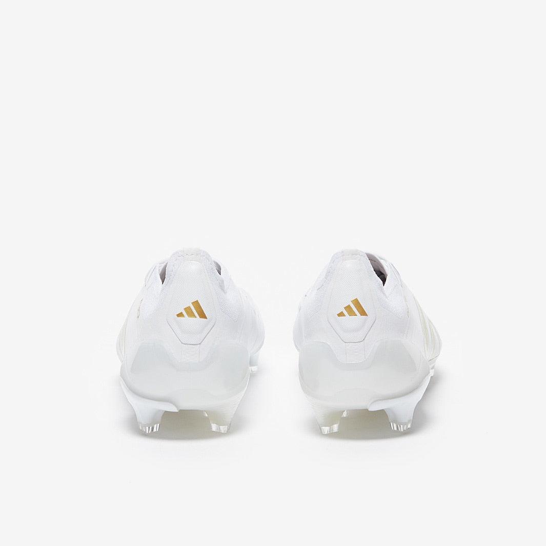 Chuteira adidas Predator Elite Campo