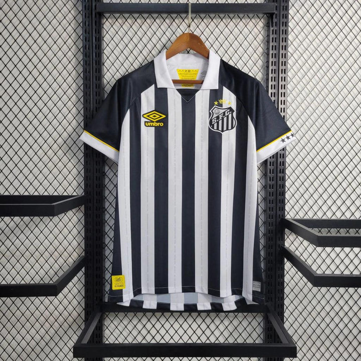 Camisa Santos 2023/24 Away - Torcedor Umbro - Listrada Preto e Branco - Paixão no Manto