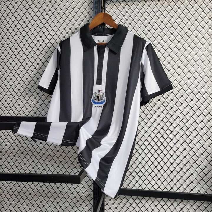 Camisa Newcastle 130 Anos 23/24 Torcedor Masculina - Branco e Preto - Paixão no Manto