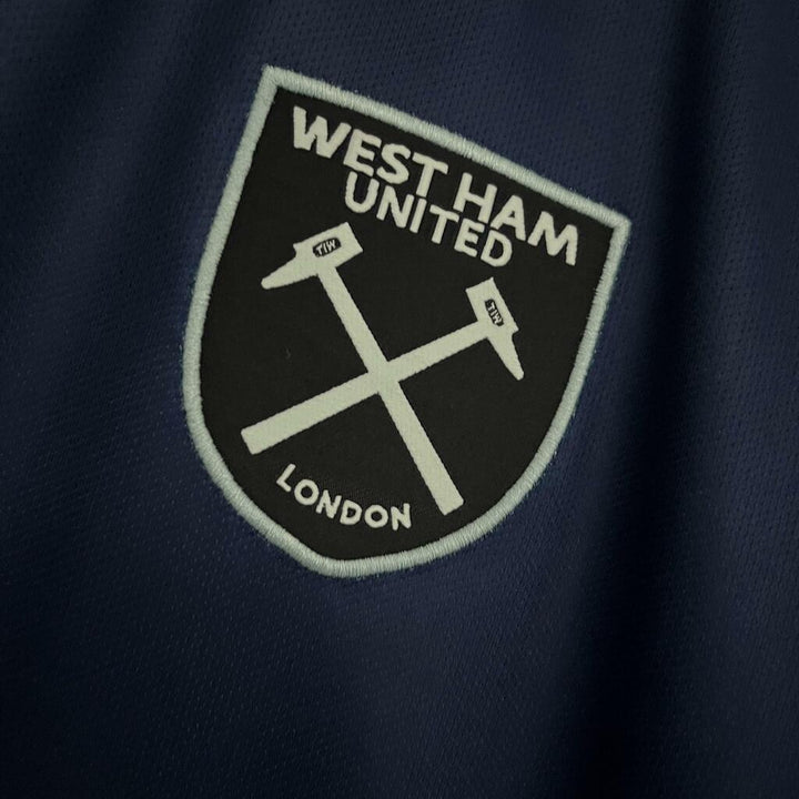 Camisa West Ham Third 23/24 - Torcedor Umbro Masculino - Azul - Paixão no Manto